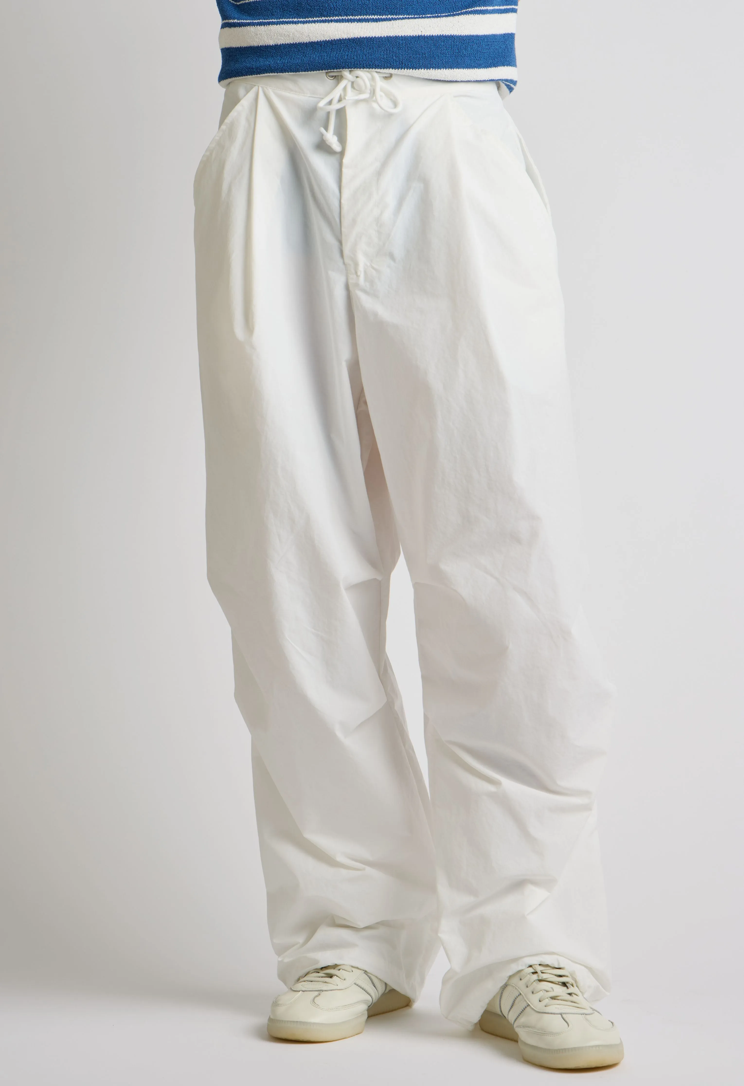 Kai Pant in White