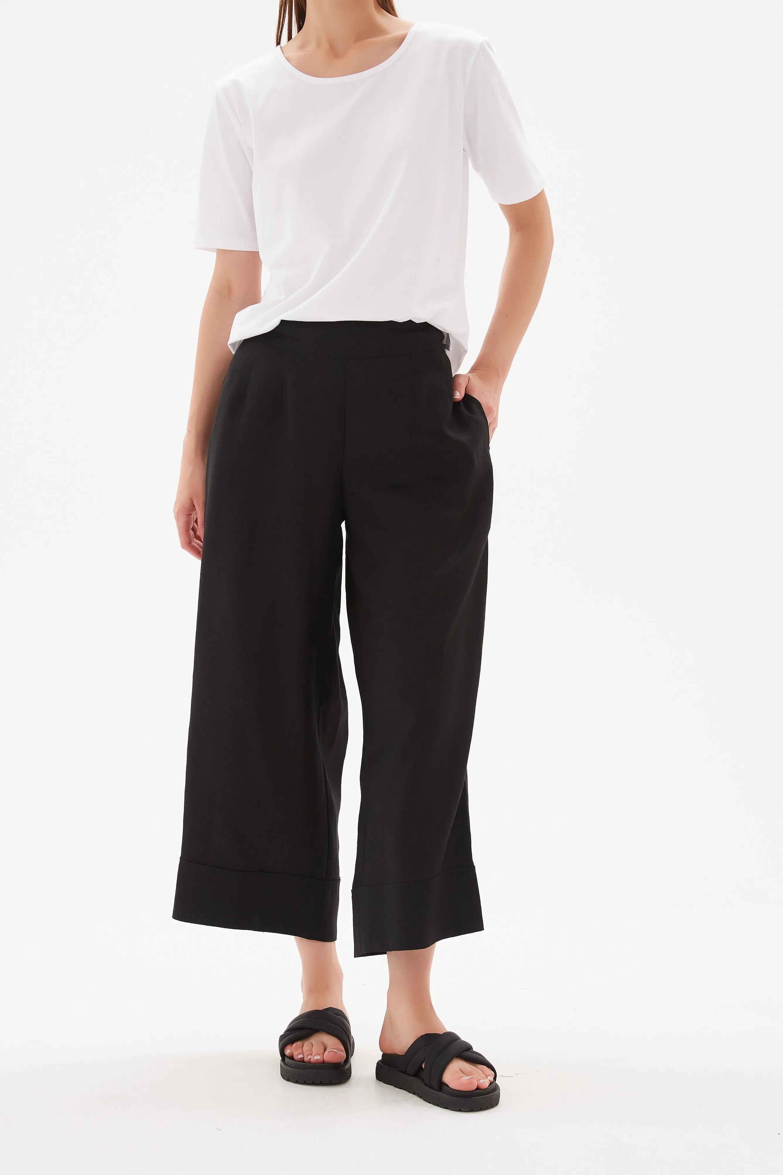 Tirelli - Classic Linen Pant - Black